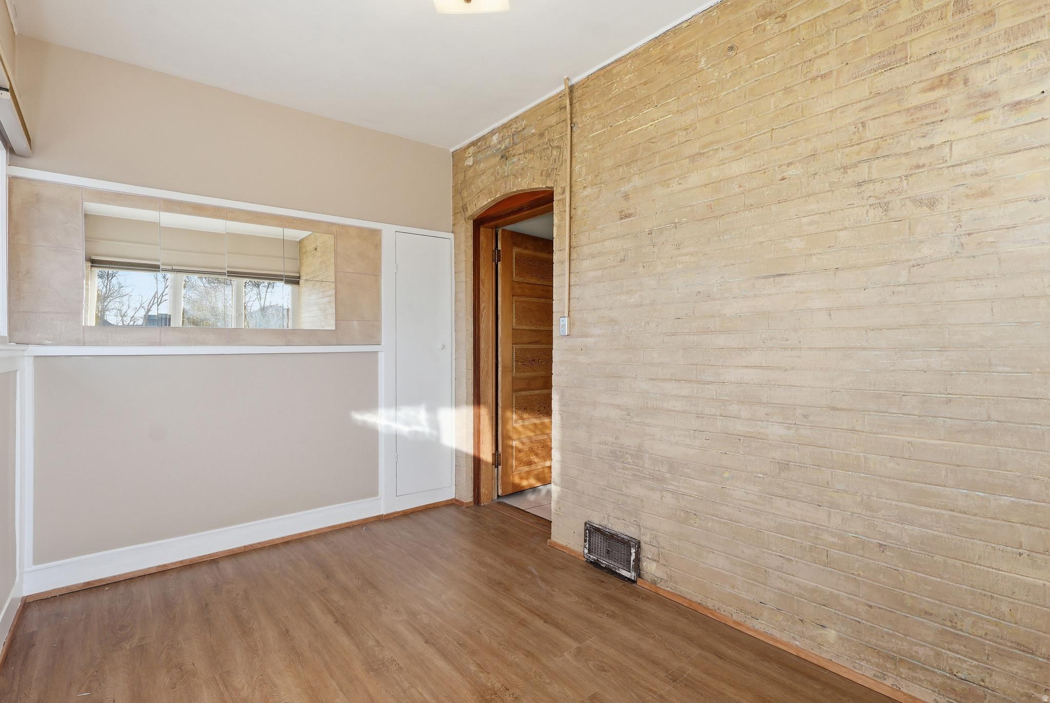 JACKSON SQ - Residential