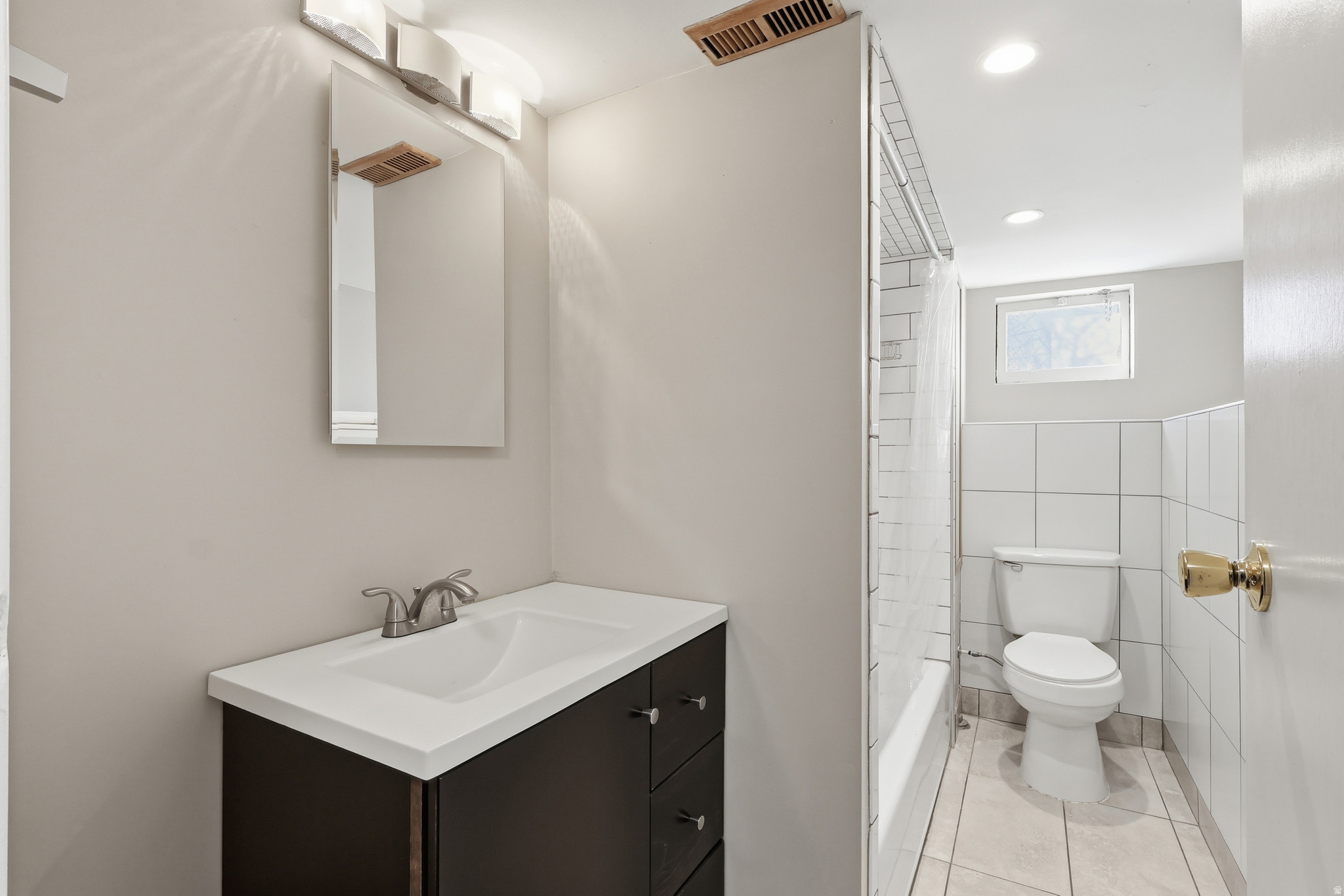 JACKSON SQ - Residential