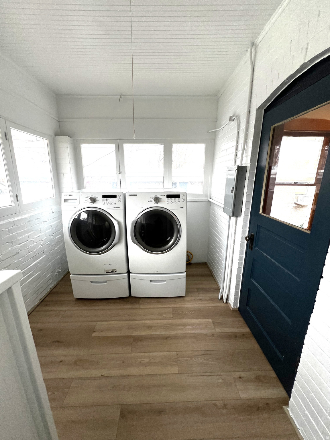 JACKSON SQ - Residential