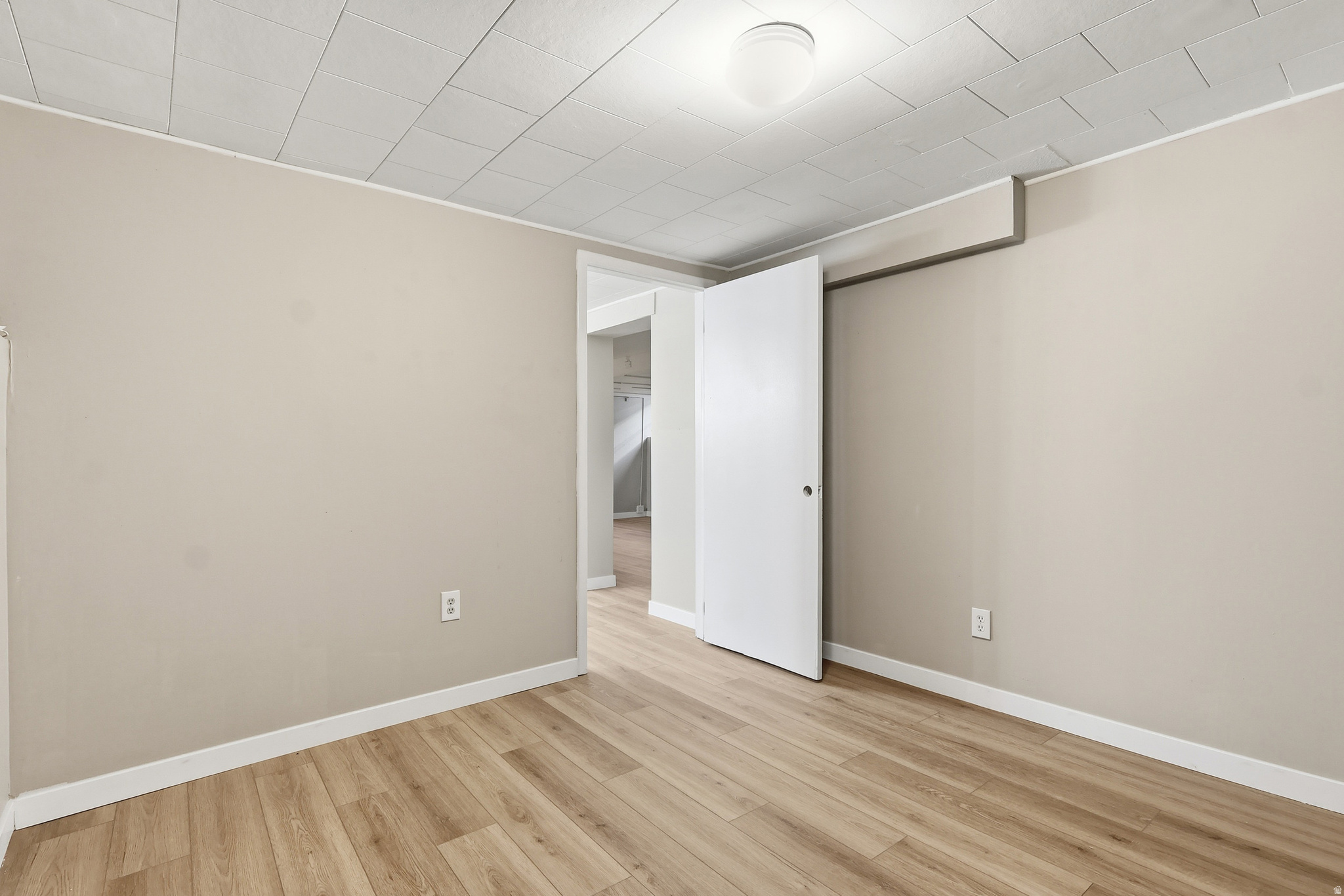 JACKSON SQ - Residential