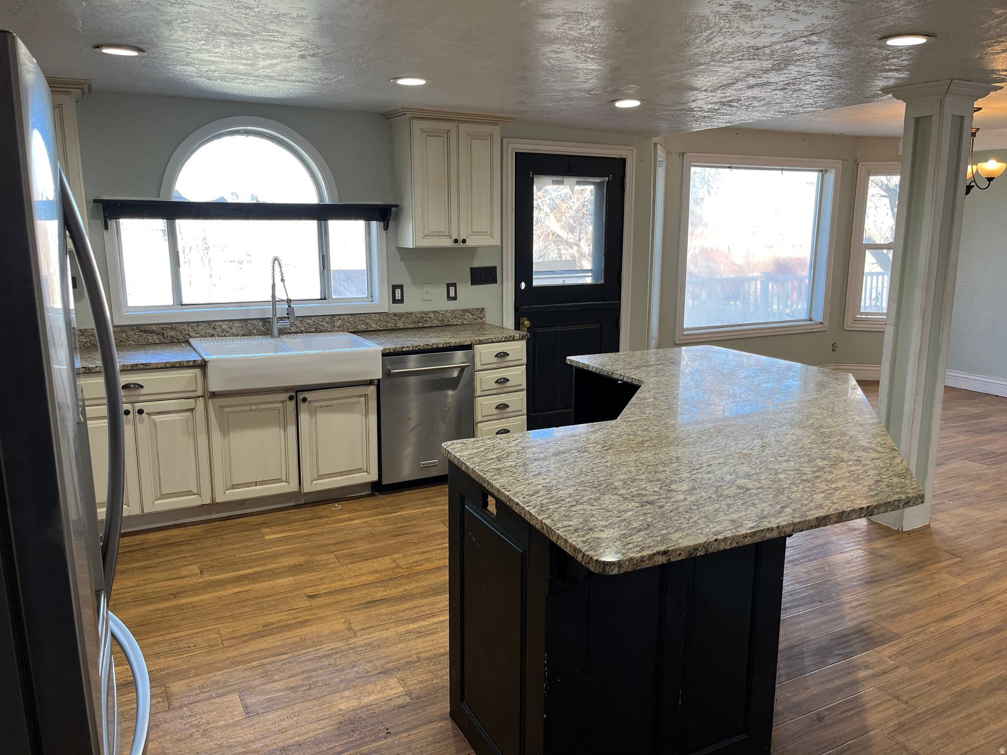 NEW HAVEN - Residential