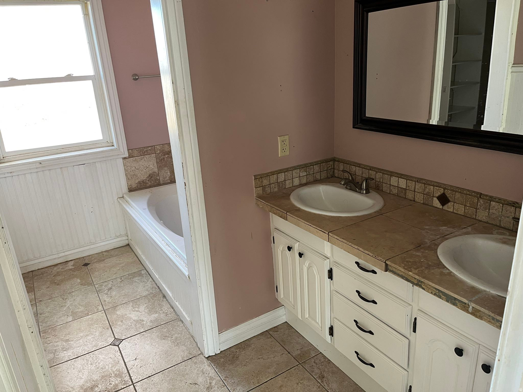 NEW HAVEN - Residential