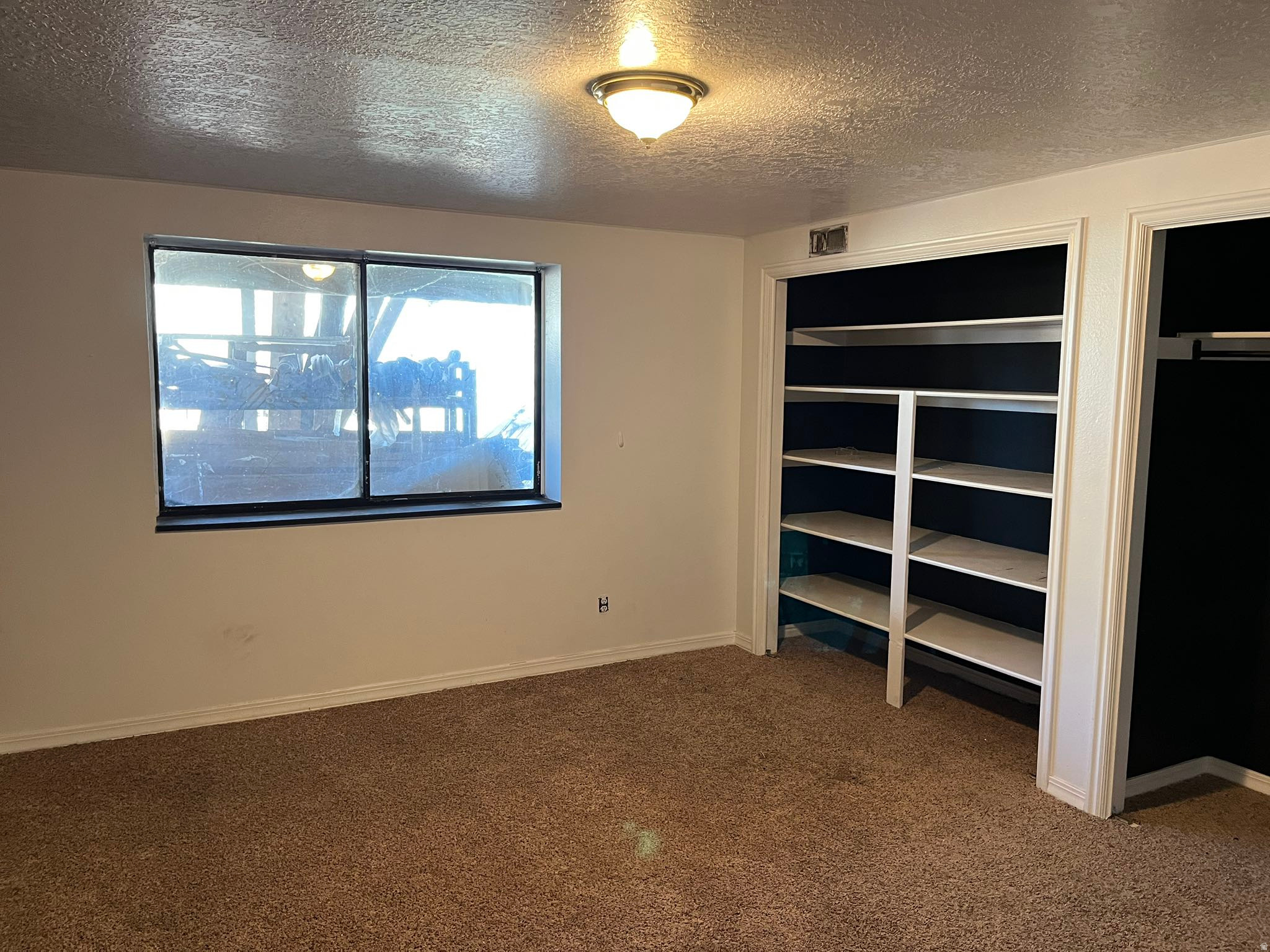 NEW HAVEN - Residential