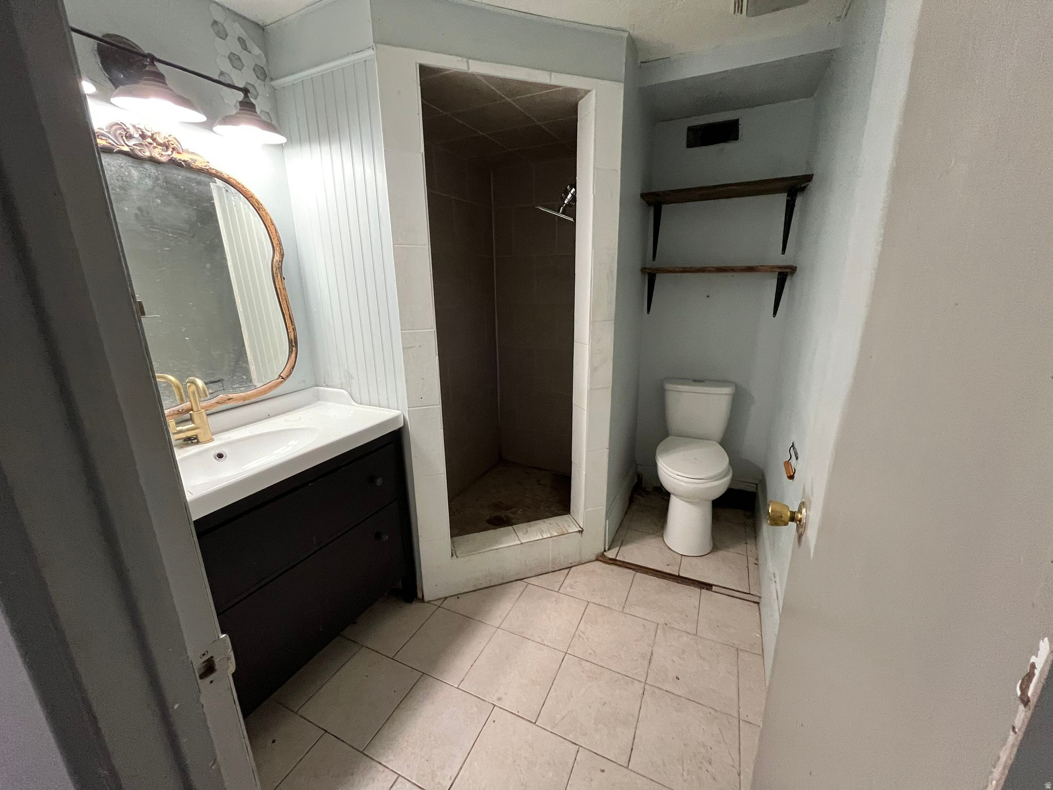 NEW HAVEN - Residential