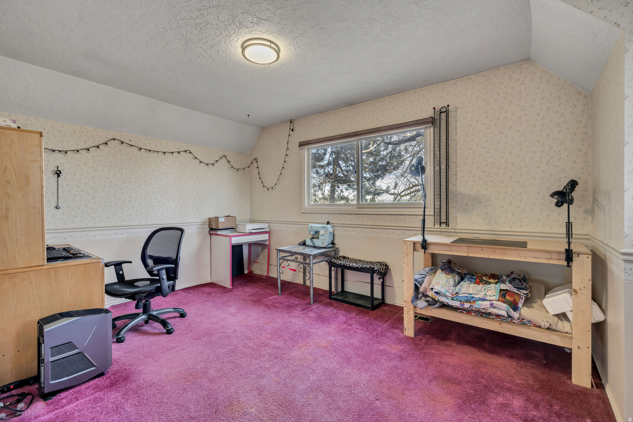 OAKRIDGE VILLAGE - Residential