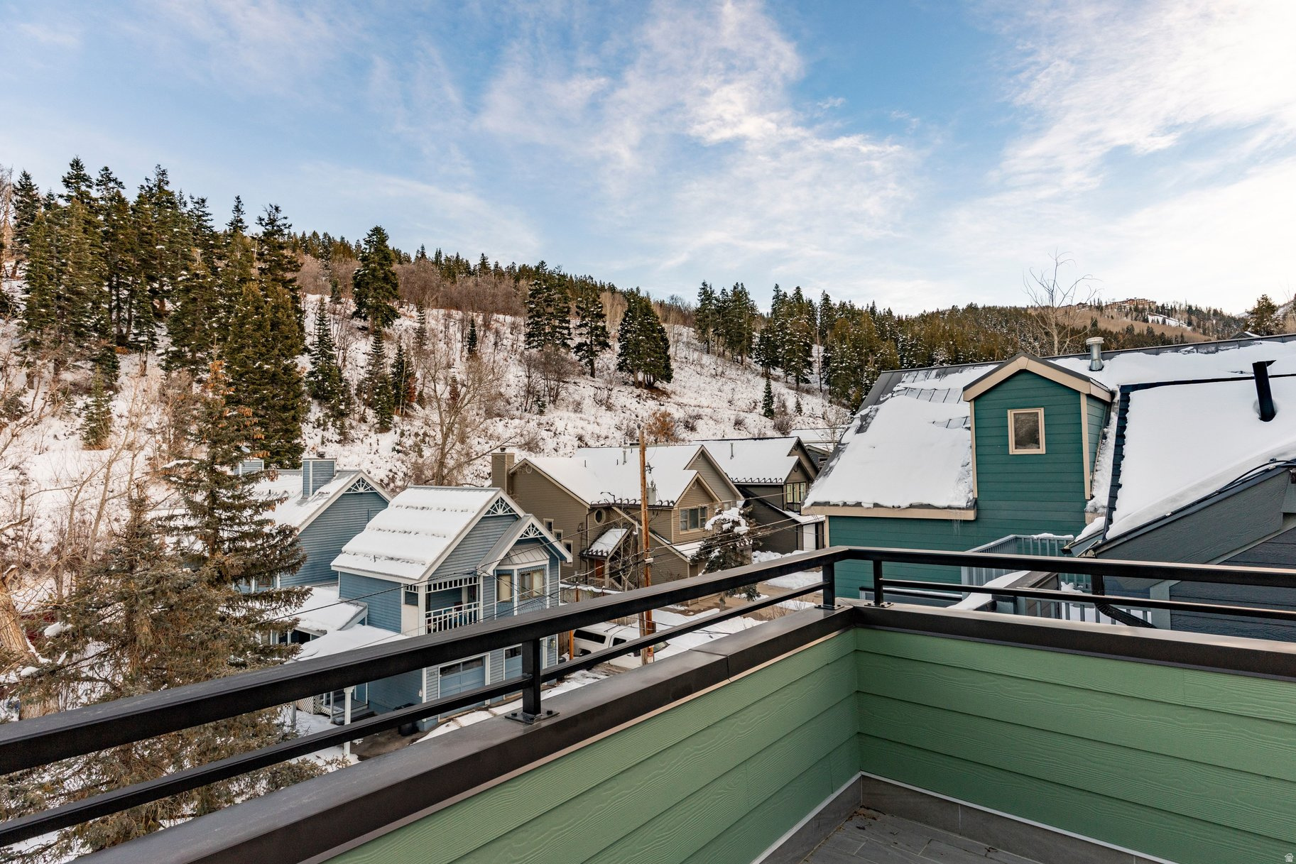 DALY DOUBLES - Residential