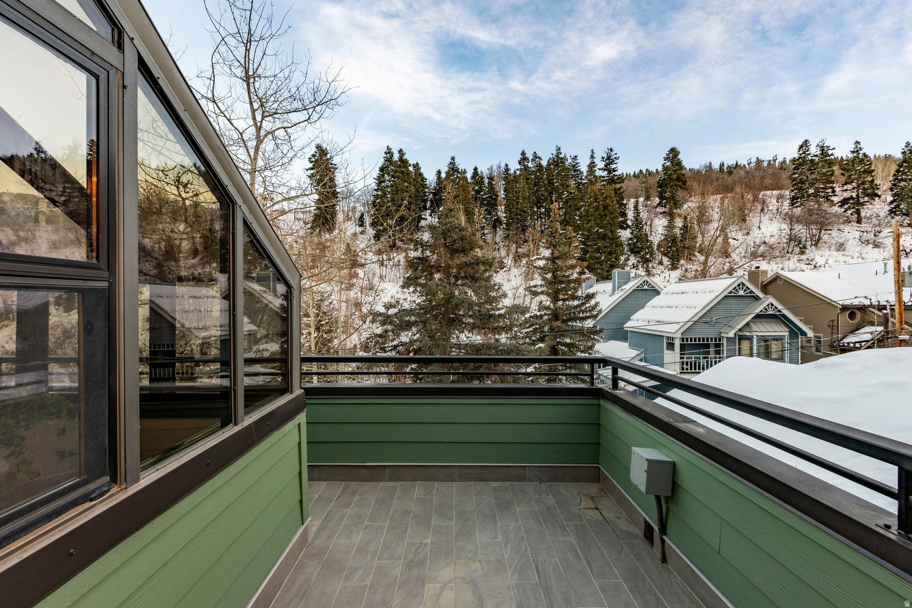 DALY DOUBLES - Residential