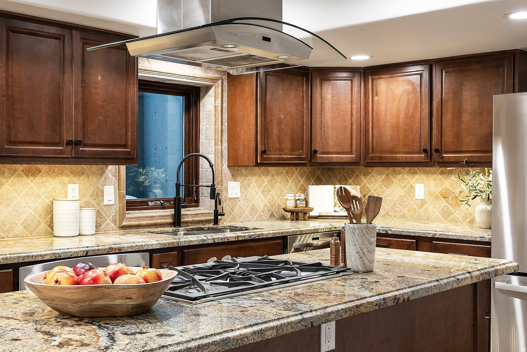 DALY DOUBLES - Residential