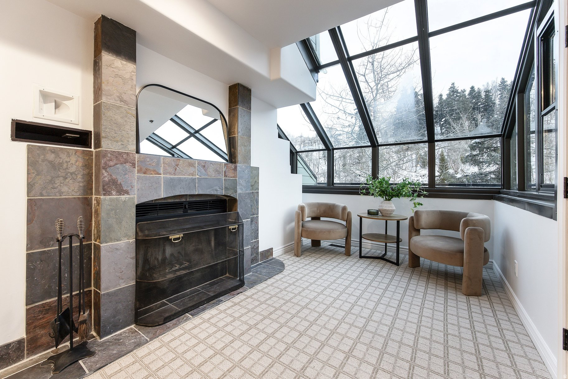 DALY DOUBLES - Residential