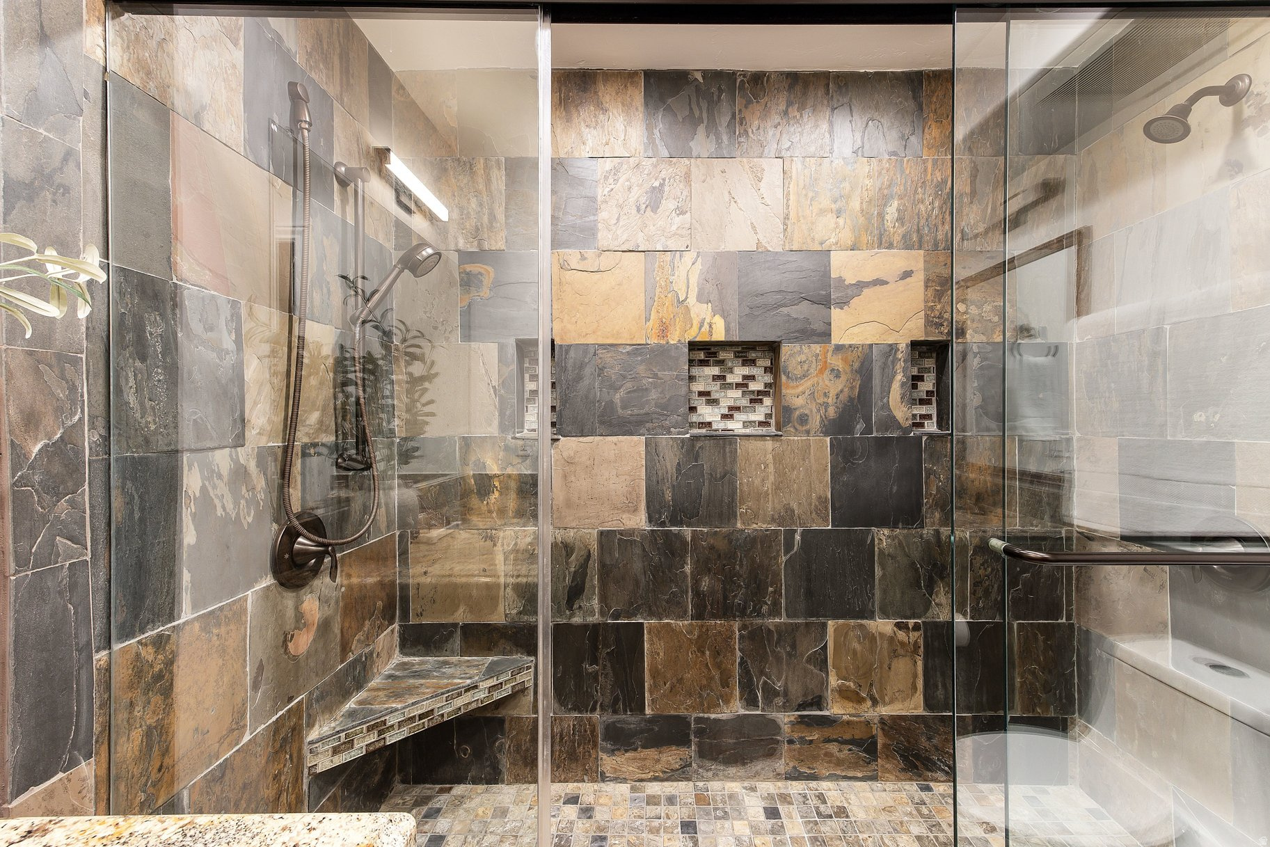 DALY DOUBLES - Residential