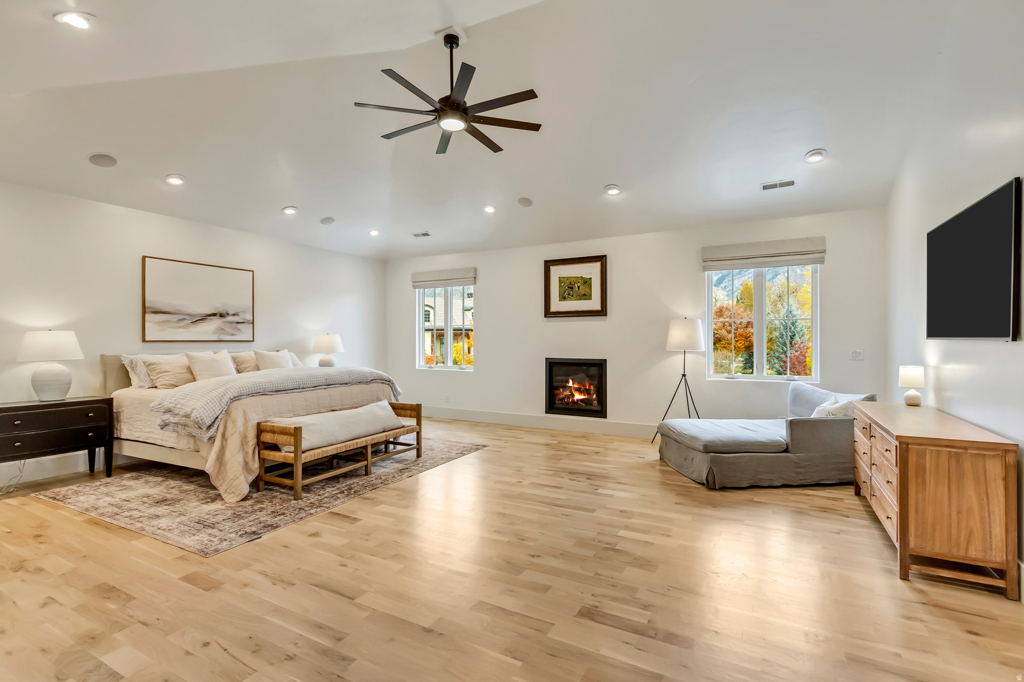 THE BERKSHIRES - Residential