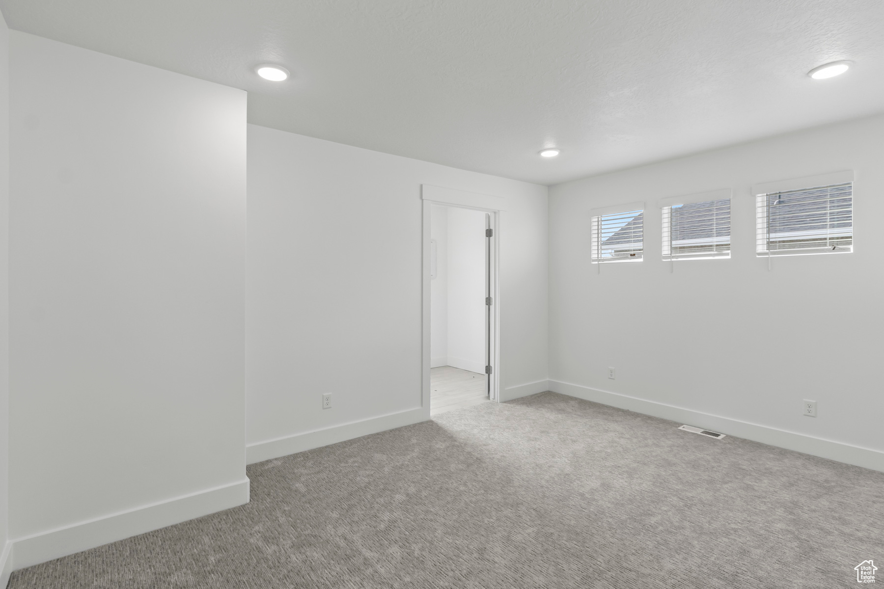 HART ESTATES - Residential