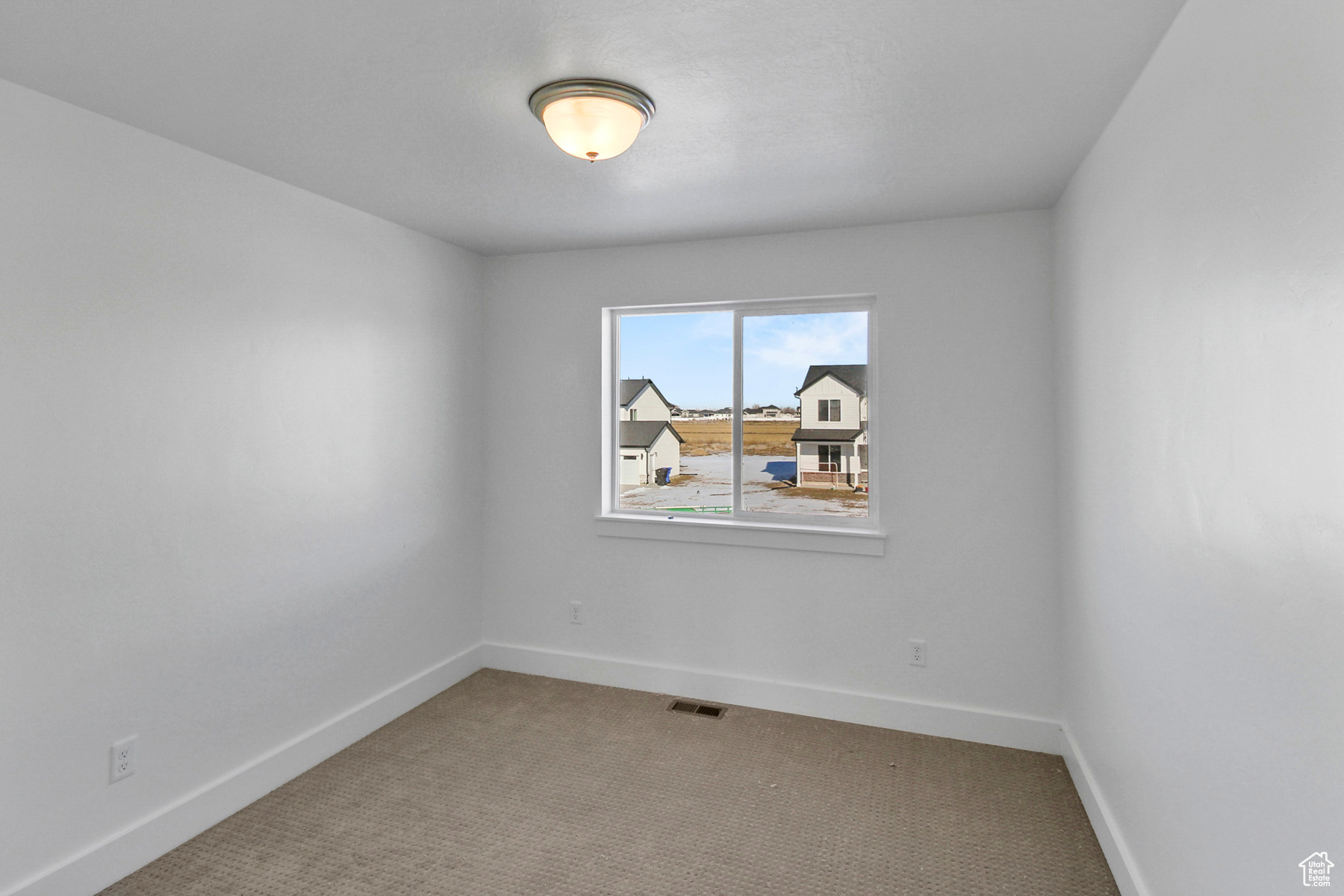 HART ESTATES - Residential