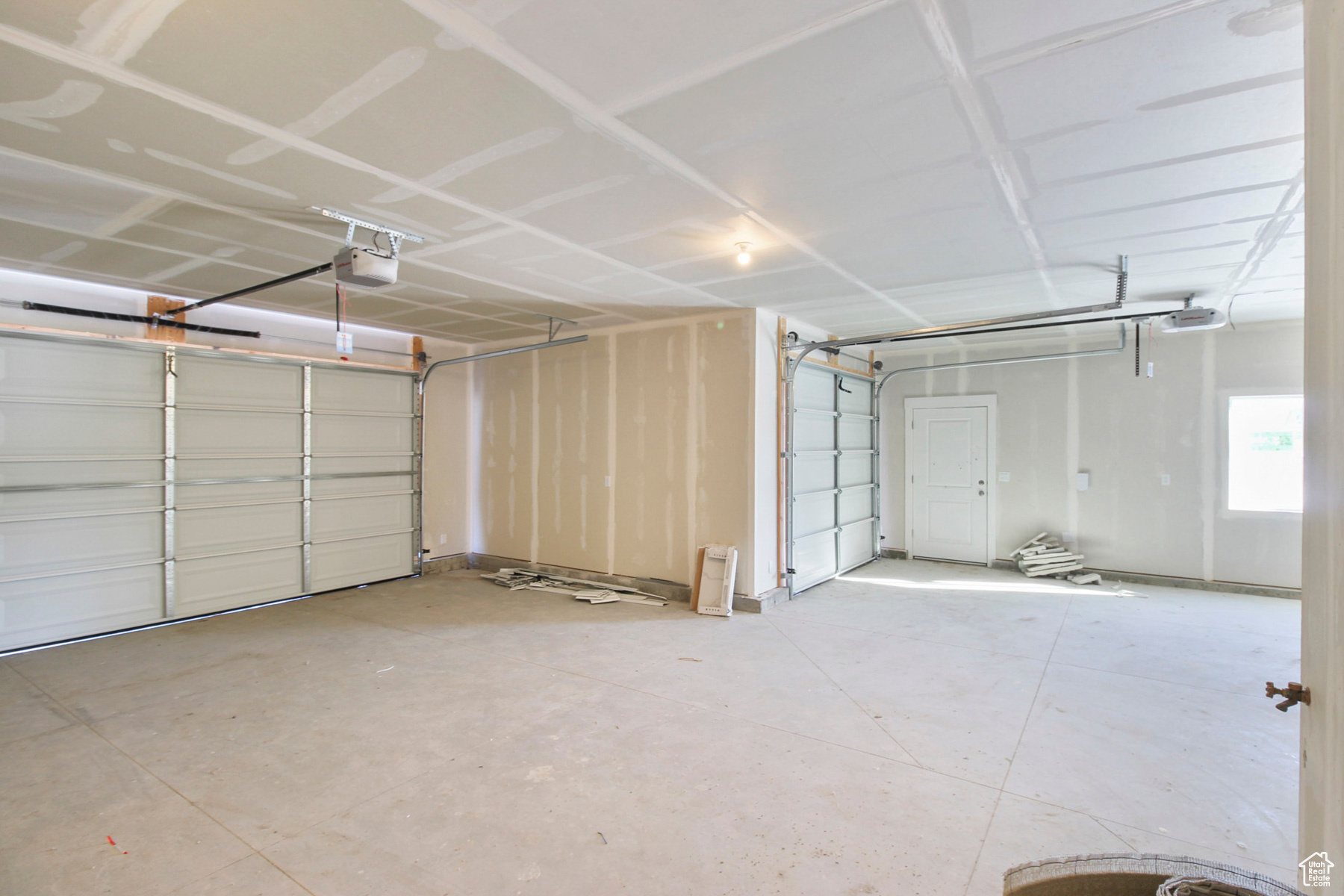 HART ESTATES - Residential