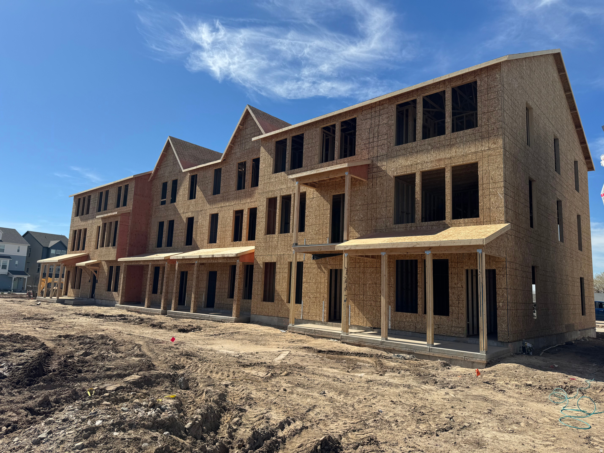 TRAILSIDE - Residential