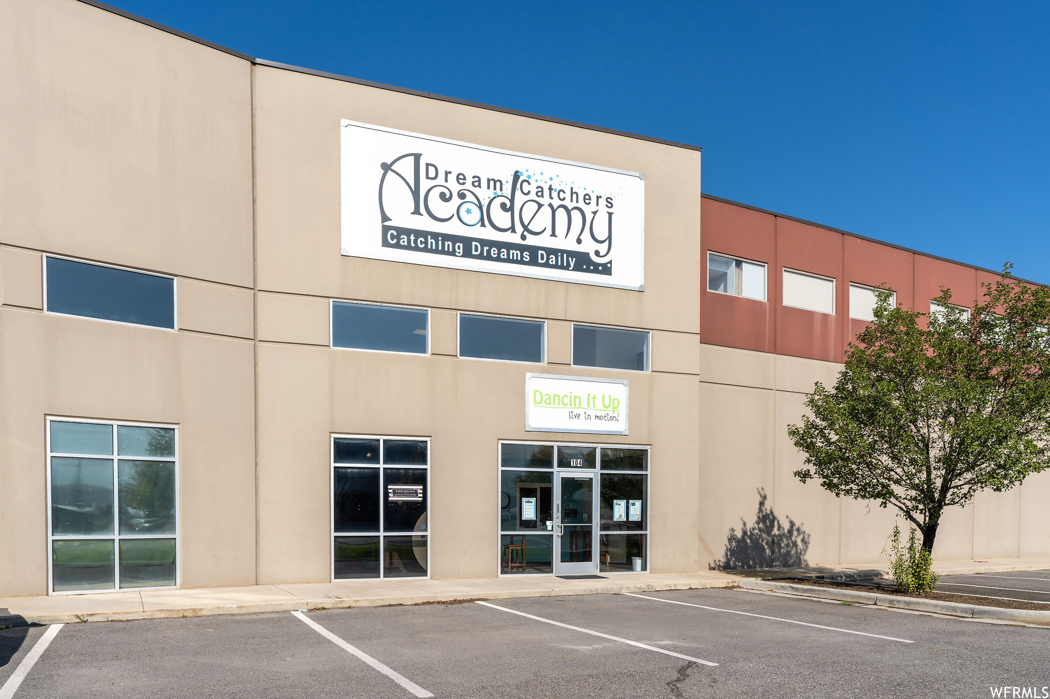 SAHARA REDWOOD CONDO - Commercial Sale