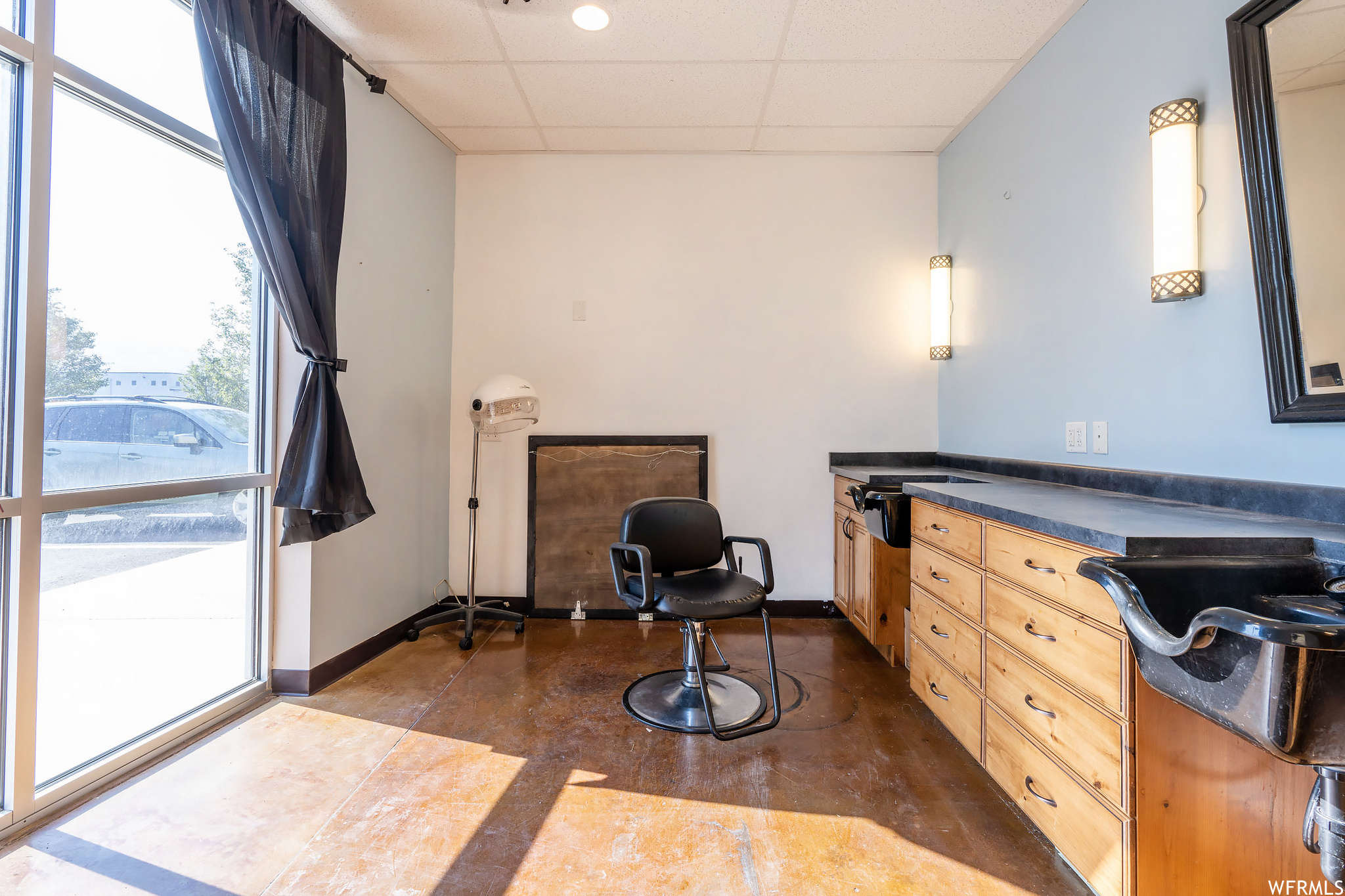 SAHARA REDWOOD CONDO - Commercial Sale