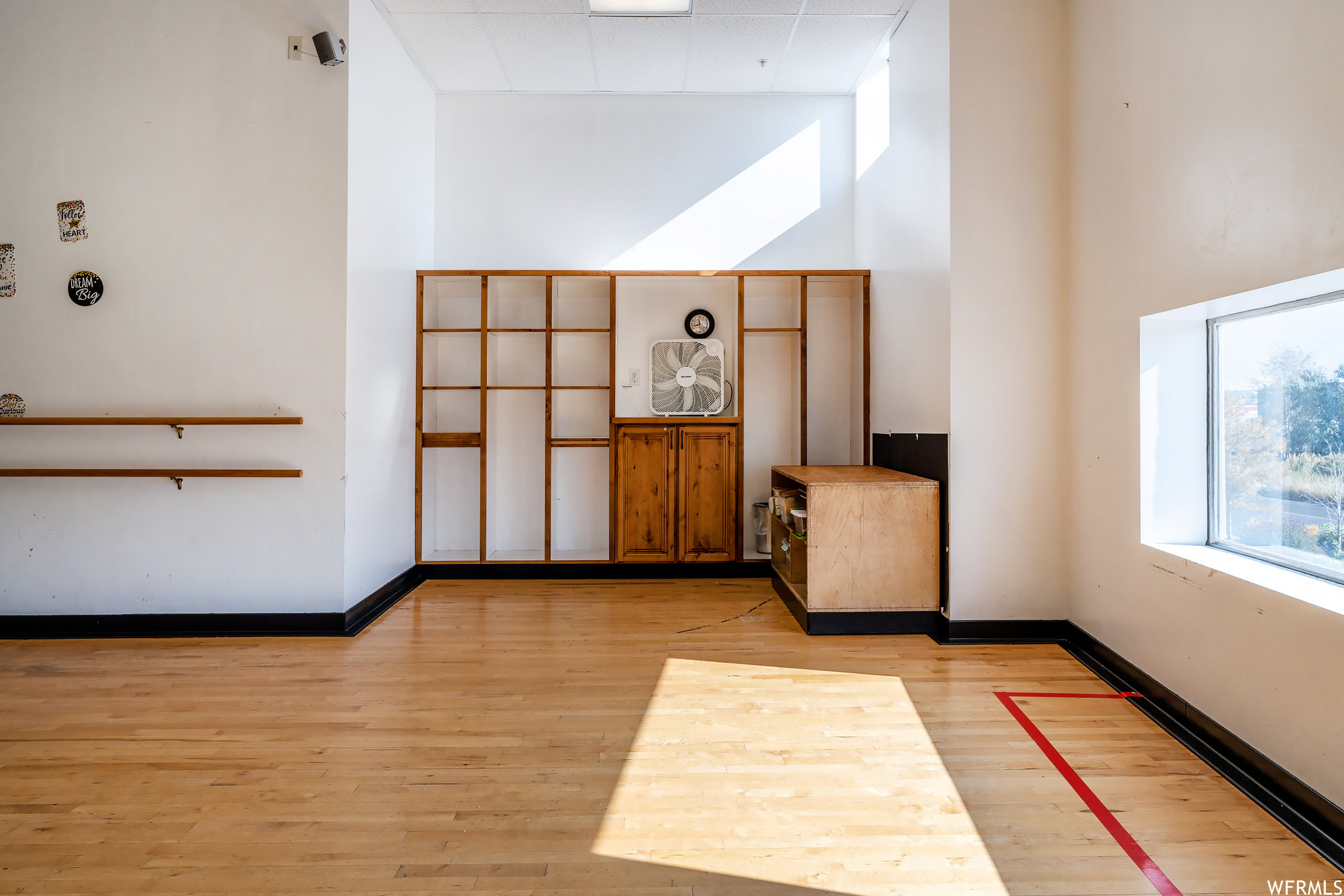 SAHARA REDWOOD CONDO - Commercial Sale