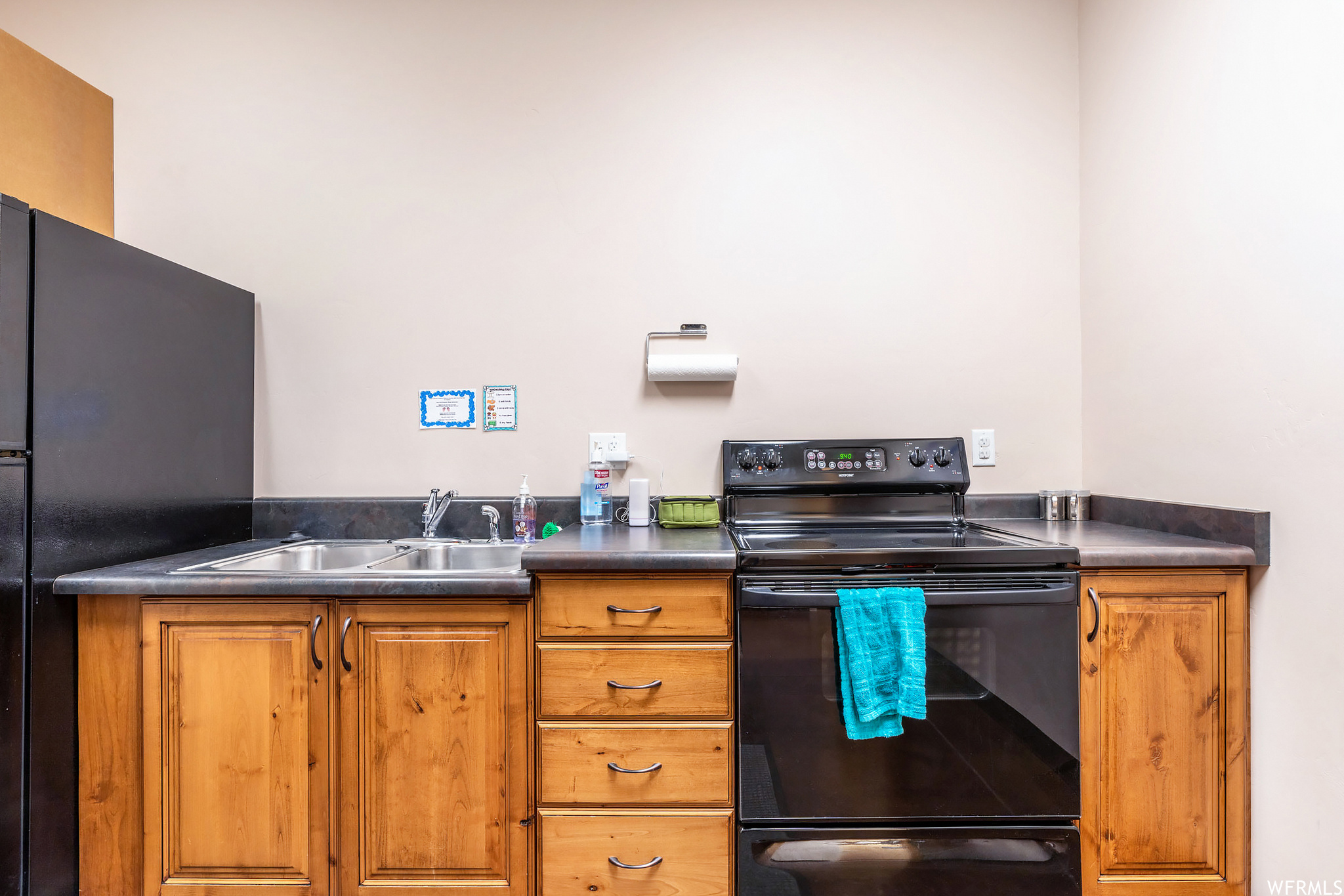 SAHARA REDWOOD CONDO - Commercial Sale