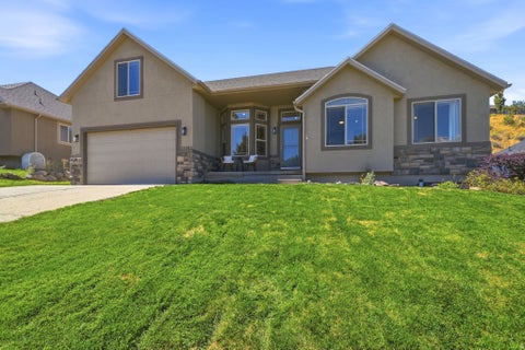 Tiny photo for 15082 S EAGLE CREST DR, Draper (UT Cnty), UT 84020 (MLS # 2182081)