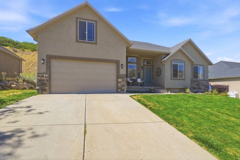 Tiny photo for 15082 S EAGLE CREST DR, Draper (UT Cnty), UT 84020 (MLS # 2182081)