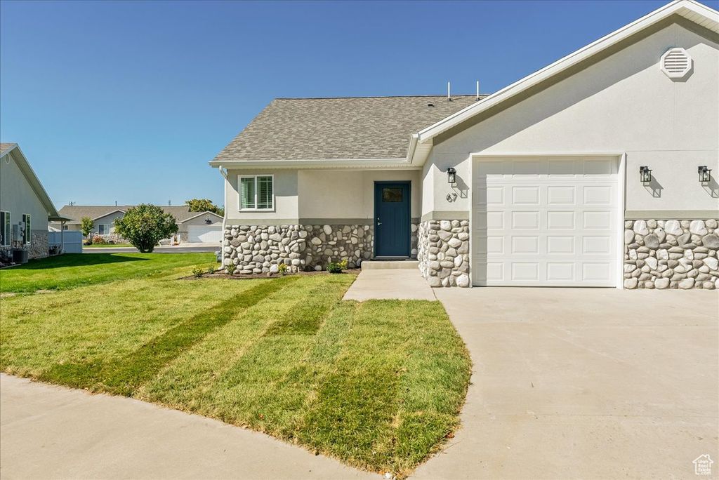 Photo of 67 N 370 E, American Fork, UT 84003 (MLS # 2116365)