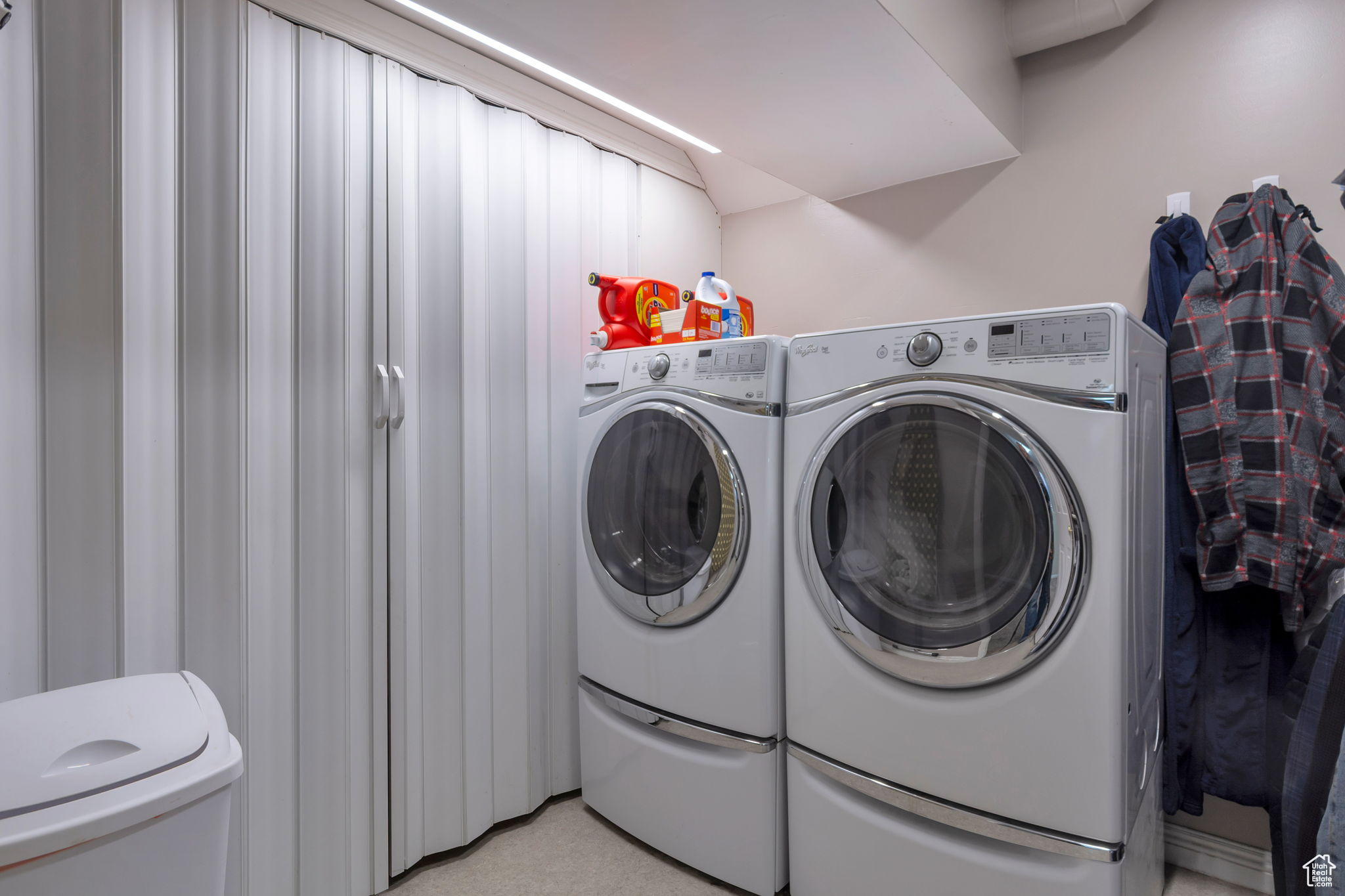 BERKSHIRE WEST - Residential