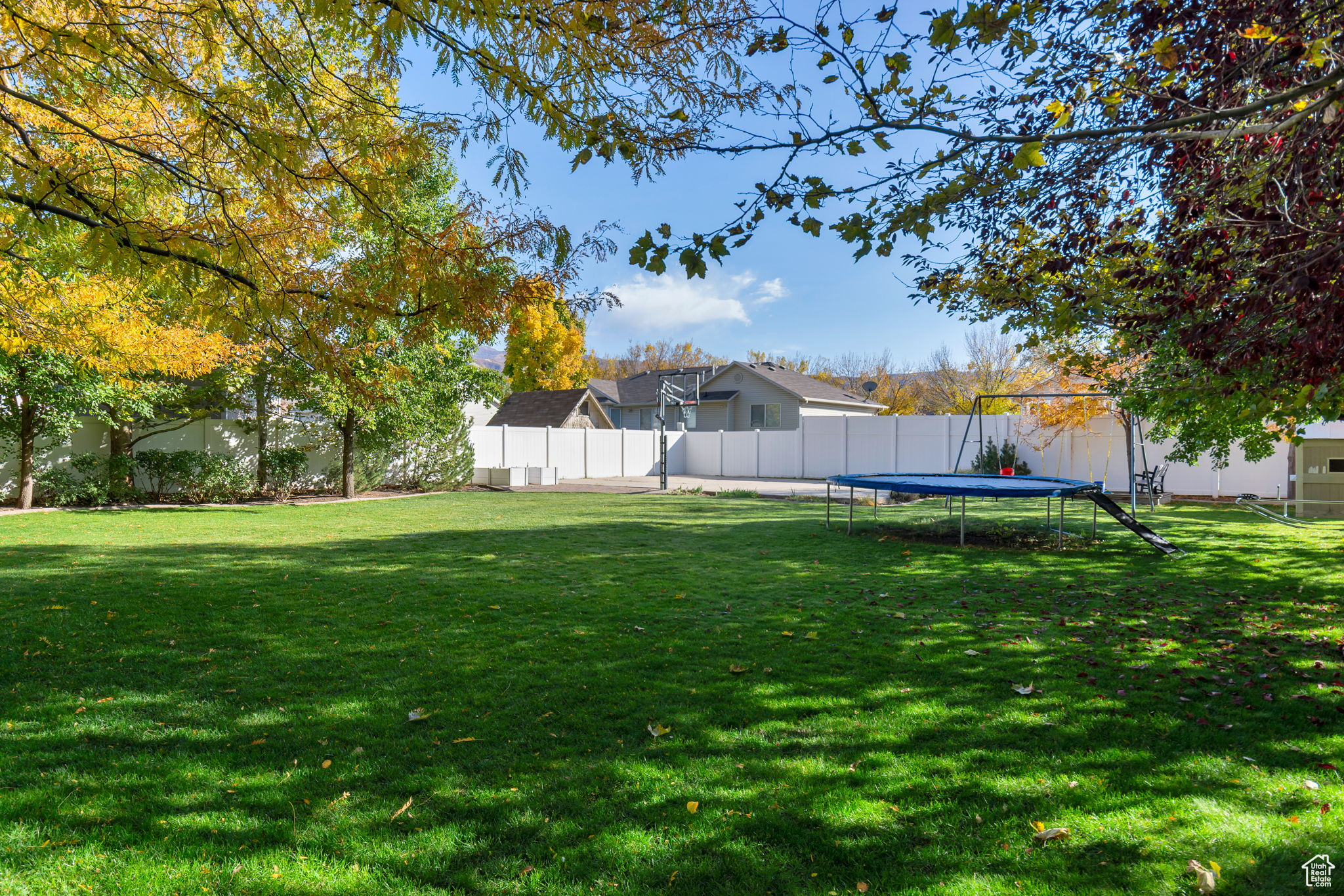 BERKSHIRE WEST - Residential