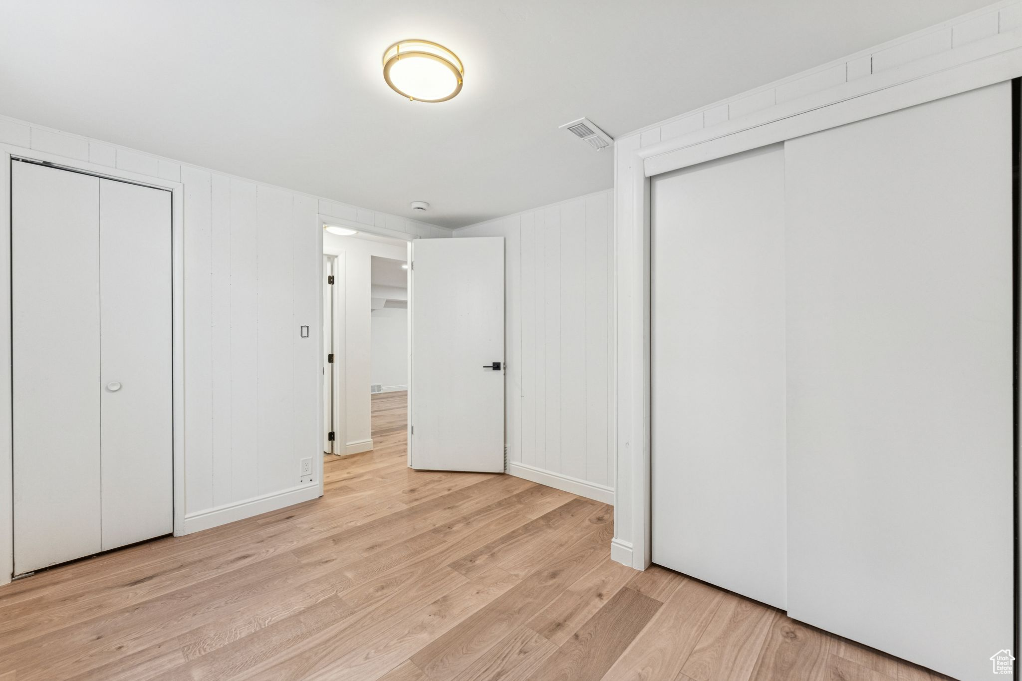 EAST MORNING - Residential
