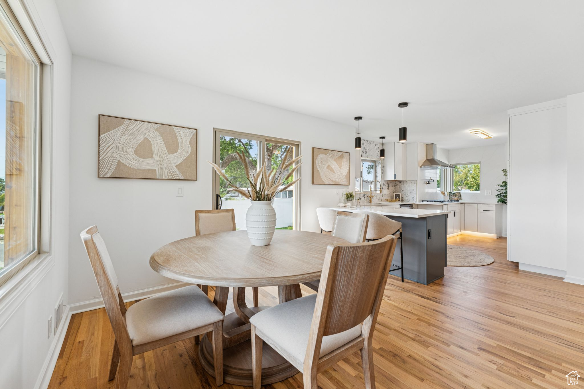 EAST MORNING - Residential