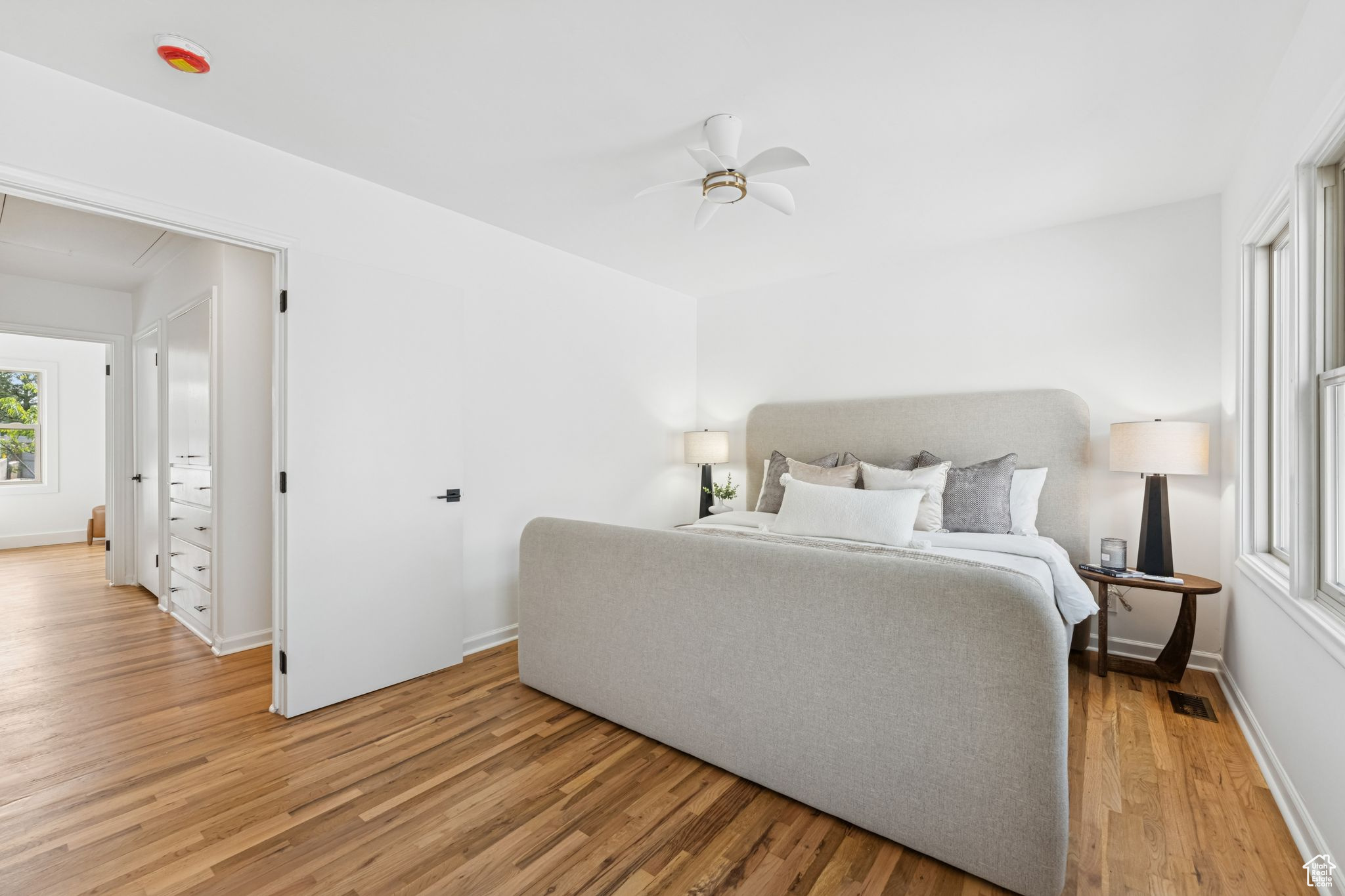 EAST MORNING - Residential
