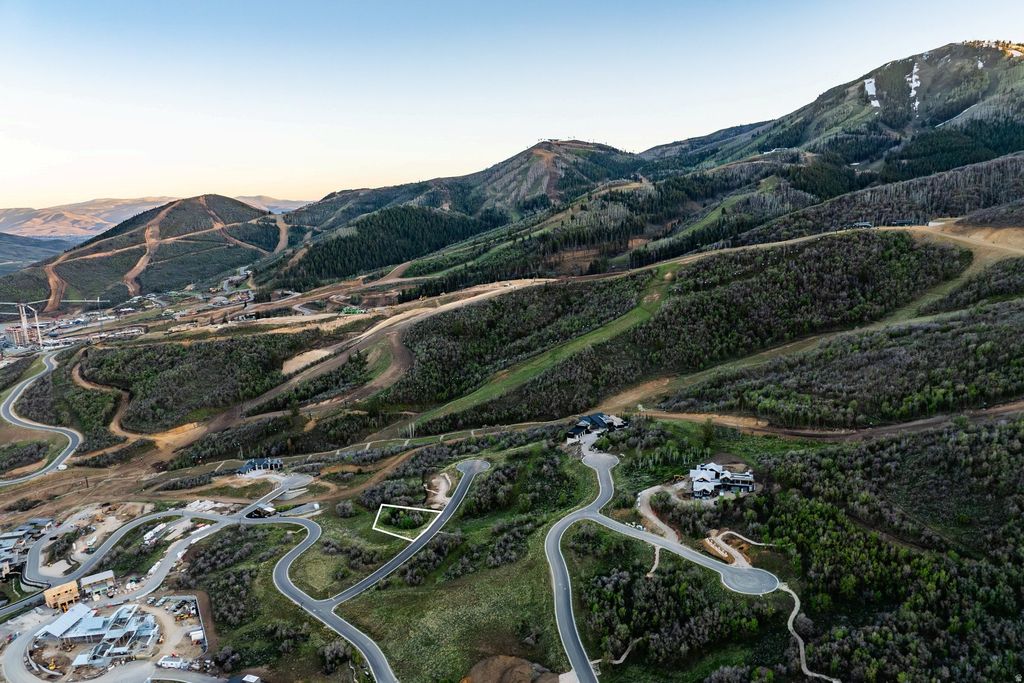 Photo of 10192 ORENDA CIR #E13, Park City, UT 84060 (MLS # 2163024)