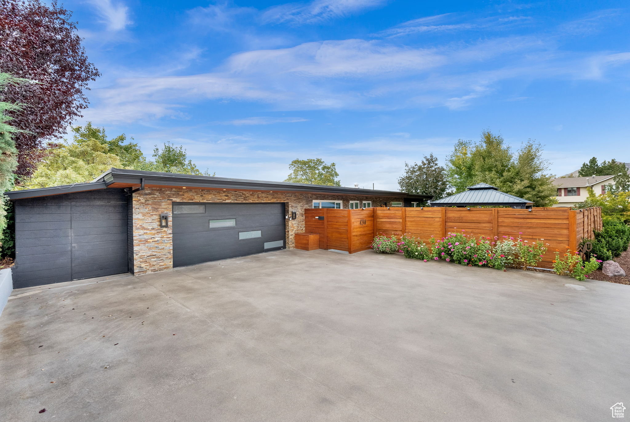 MT OLYMPUS HILLS - Residential