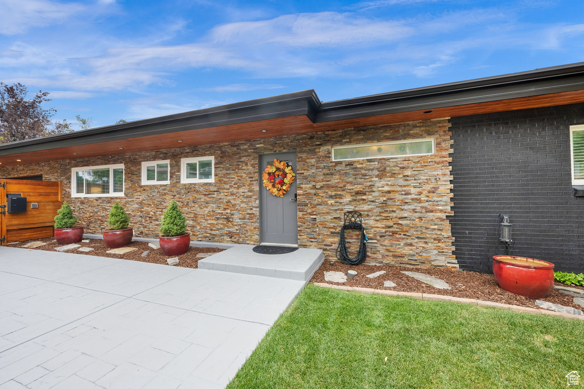 MT OLYMPUS HILLS - Residential