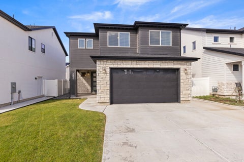 Photo of 2994 S 2500 W, Syracuse, UT 84075 (MLS # 2185217)
