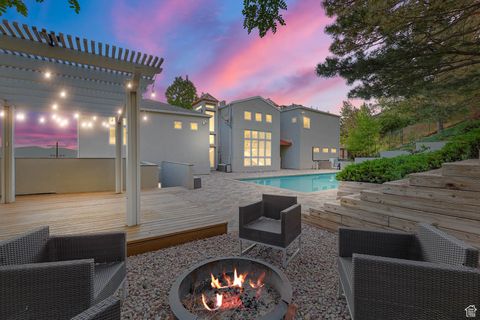 Tiny photo for 2093 S LAKELINE DR, Salt Lake City, UT 84109 (MLS # 2090381)