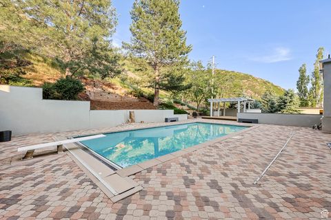 Tiny photo for 2093 S LAKELINE DR, Salt Lake City, UT 84109 (MLS # 2090381)