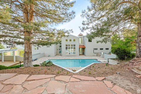 Tiny photo for 2093 S LAKELINE DR, Salt Lake City, UT 84109 (MLS # 2090381)