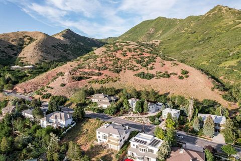 Tiny photo for 2093 S LAKELINE DR, Salt Lake City, UT 84109 (MLS # 2090381)