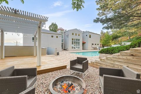 Tiny photo for 2093 S LAKELINE DR, Salt Lake City, UT 84109 (MLS # 2090381)