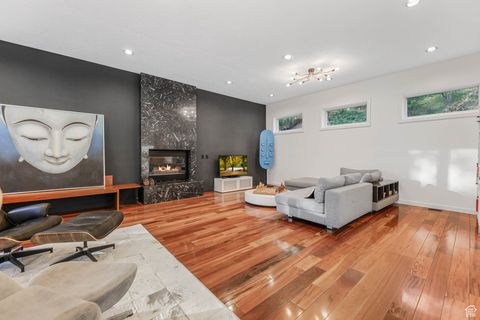 Tiny photo for 2093 S LAKELINE DR, Salt Lake City, UT 84109 (MLS # 2090381)