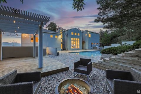 Tiny photo for 2093 S LAKELINE DR, Salt Lake City, UT 84109 (MLS # 2090381)