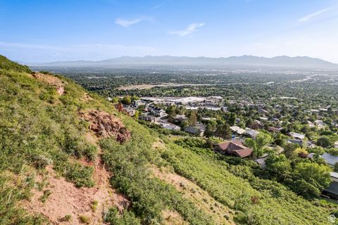 Tiny photo for 2093 S LAKELINE DR, Salt Lake City, UT 84109 (MLS # 2090381)