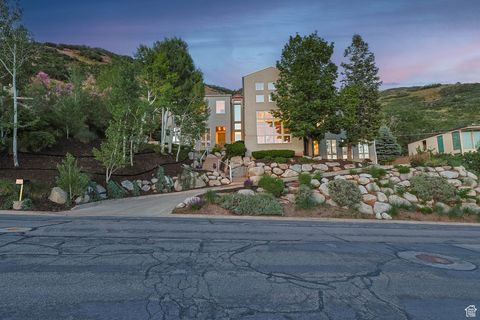 Tiny photo for 2093 S LAKELINE DR, Salt Lake City, UT 84109 (MLS # 2090381)