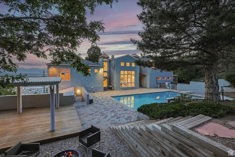 Tiny photo for 2093 S LAKELINE DR, Salt Lake City, UT 84109 (MLS # 2090381)