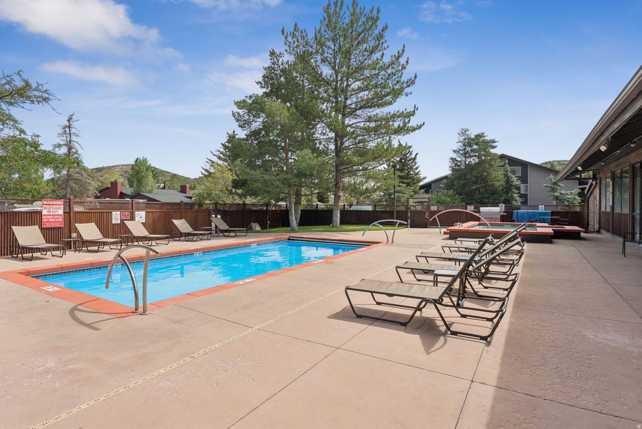 PROSPECTOR SQUARE CONDO - Residential