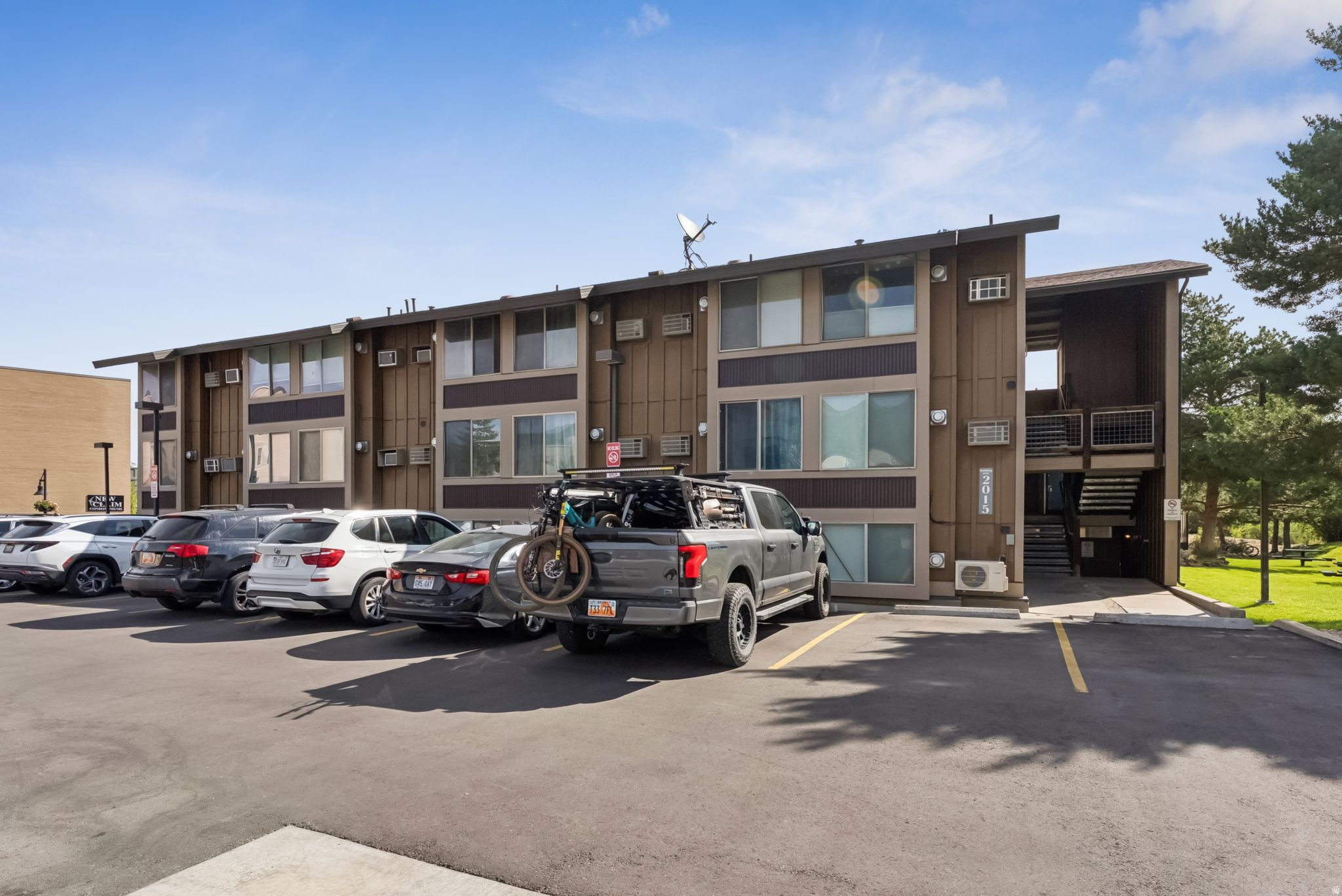 PROSPECTOR SQUARE CONDO - Residential