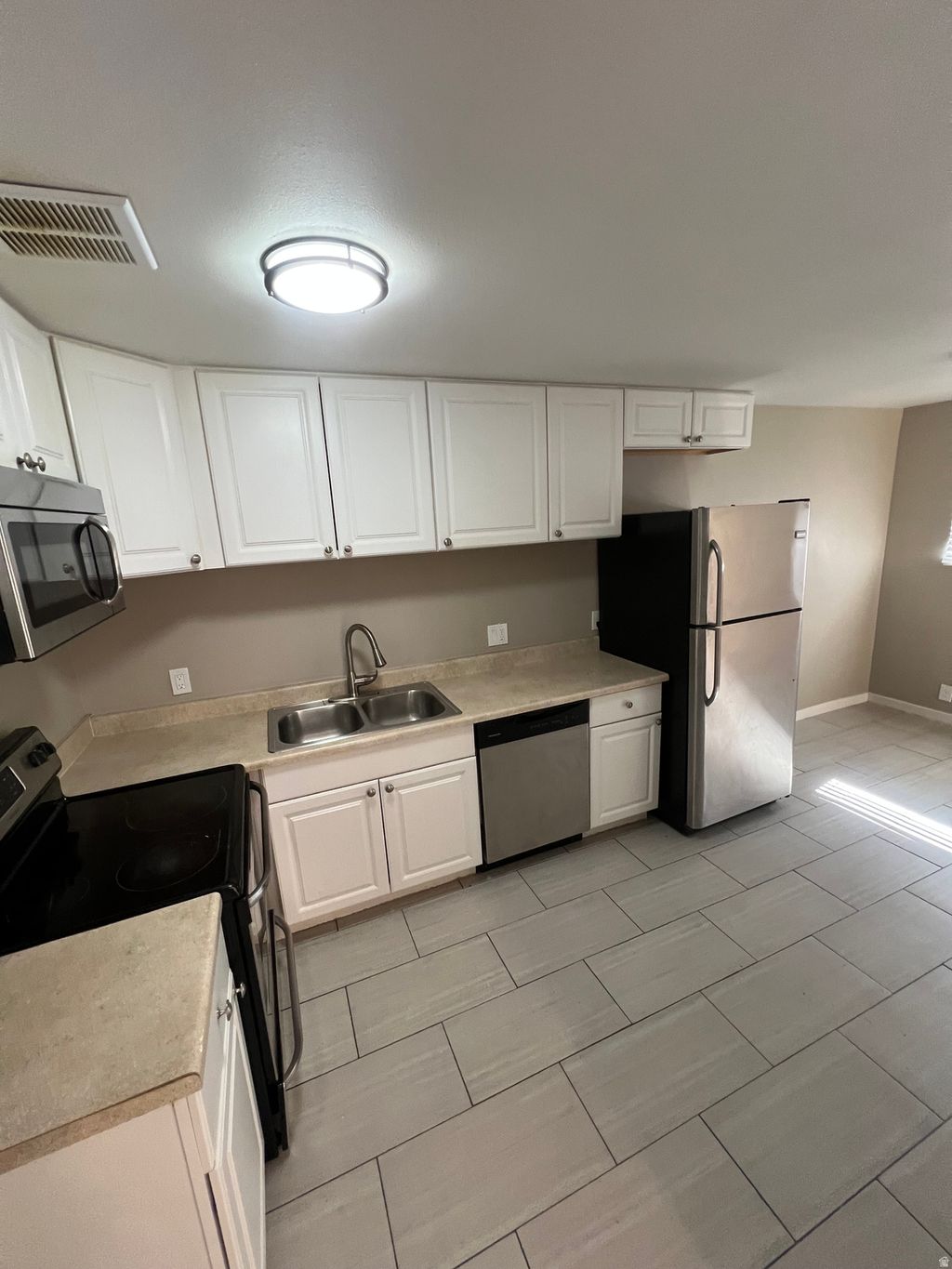 Photo of 768 N REDWOOD RD W #21, Salt Lake City, UT 84116 (MLS # 2132653)