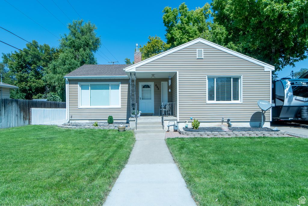 Photo of 665 E 400 S, River Heights, UT 84321 (MLS # 2108989)