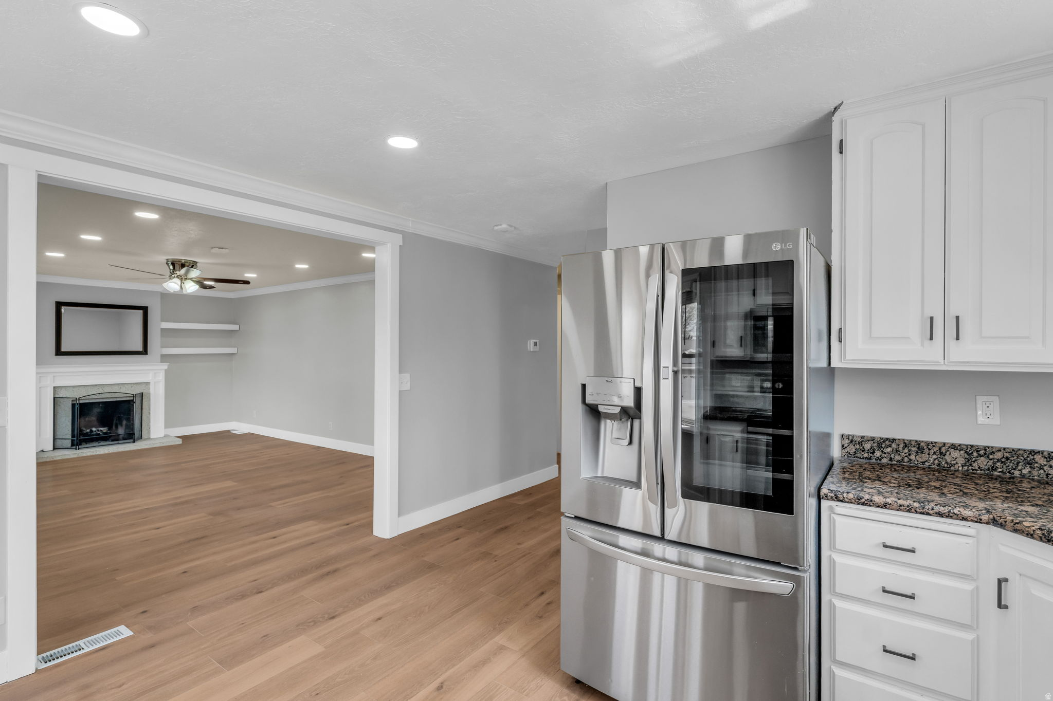 TOWN VIEW - Residential